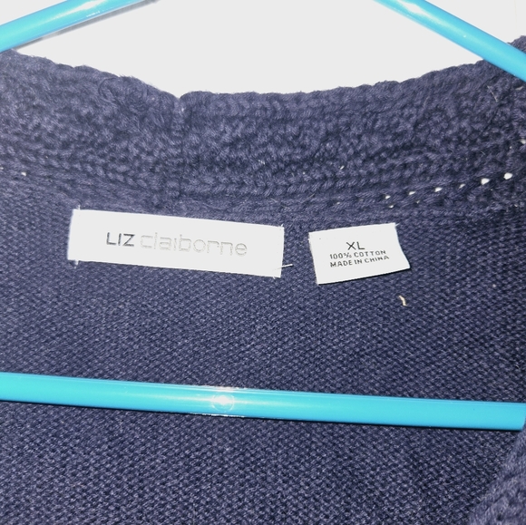 Gorgeous navy xl sweater - Picture 3 of 3